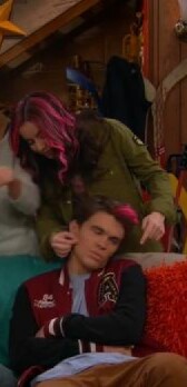 Delia&GarrettTNG