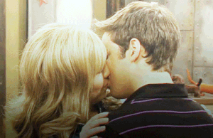 Bigassclosedupkissftw