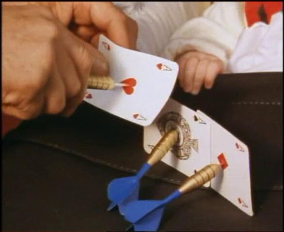 File:Mr bean dart3.jpg