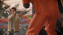 Reggie celuje w Hanka (inFamous Second Son)