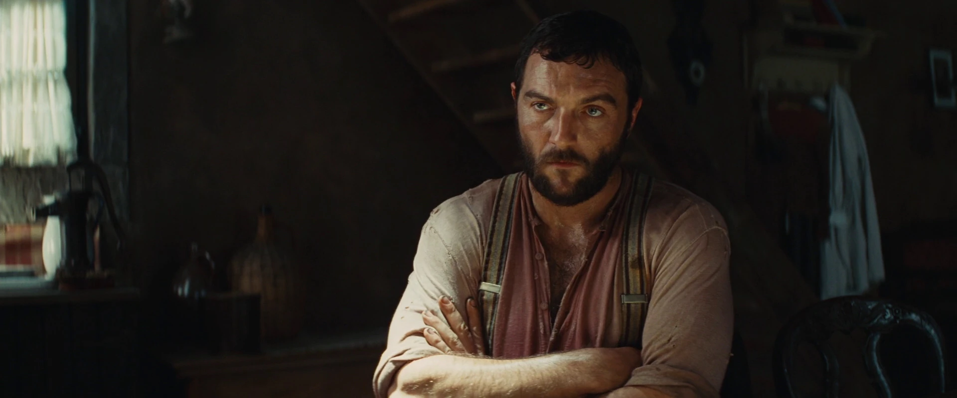 Image Perrier LaPadite looks at Landa arms crossed.jpg Inglourious