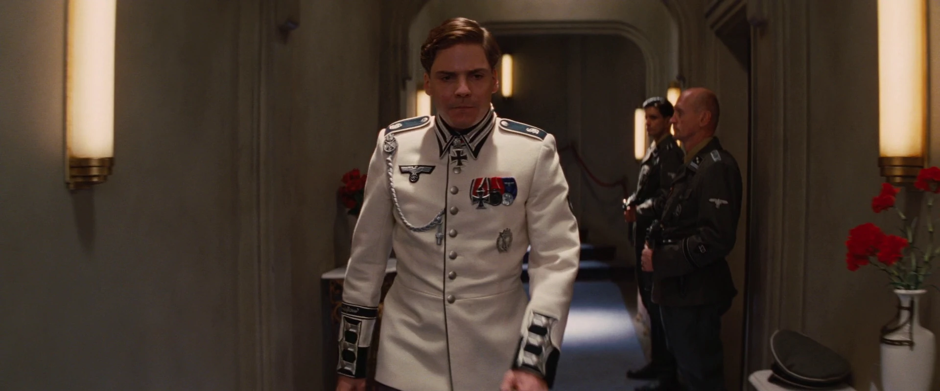 Image Zoller goes to Shosanna.jpg Inglourious Basterds Wiki