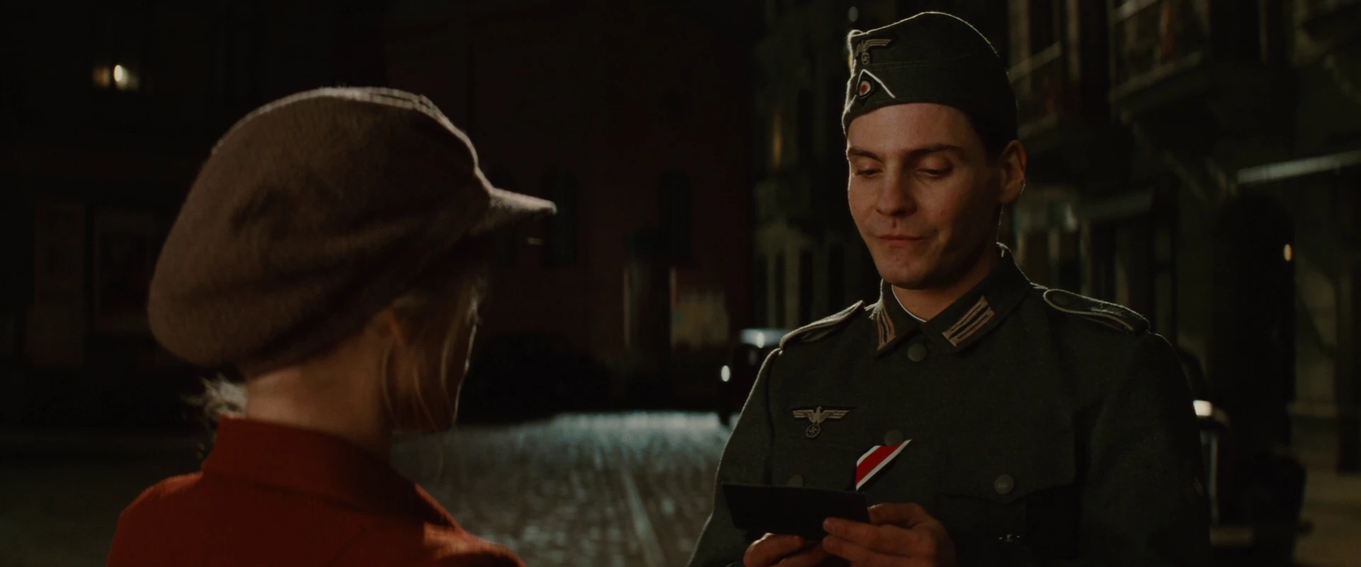 Image Zoller looks at Shosanna's papers.jpg Inglourious Basterds