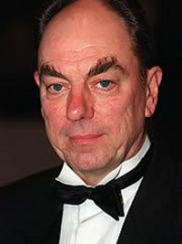 Next photo of Alun Armstrong