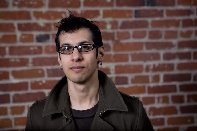Datei:Jhonen Vasquez.jpg