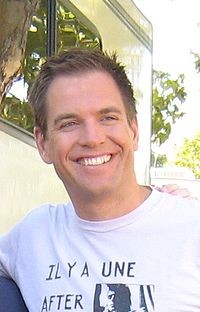 200px-Michael Weatherly (19 September 2008) 7-1-