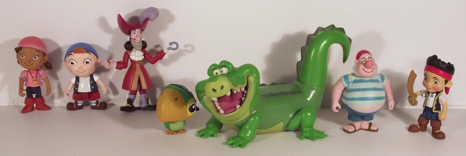 jake and the neverland pirates characters toys