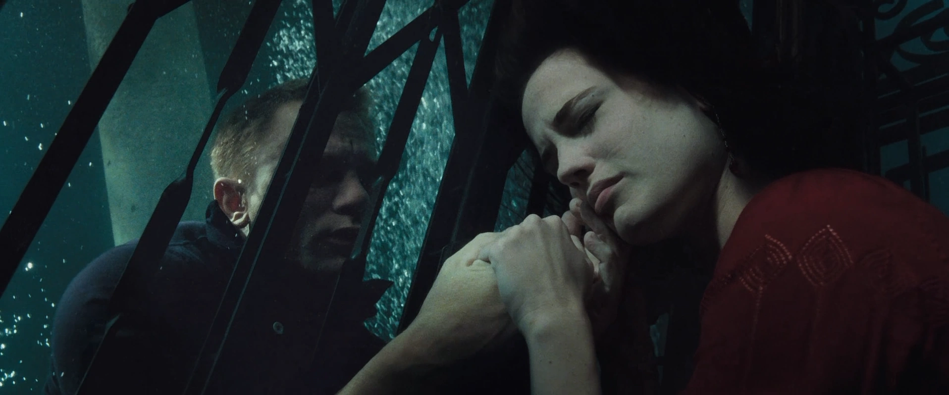 Image Casino Royale (144).png James Bond Wiki FANDOM powered by Wikia