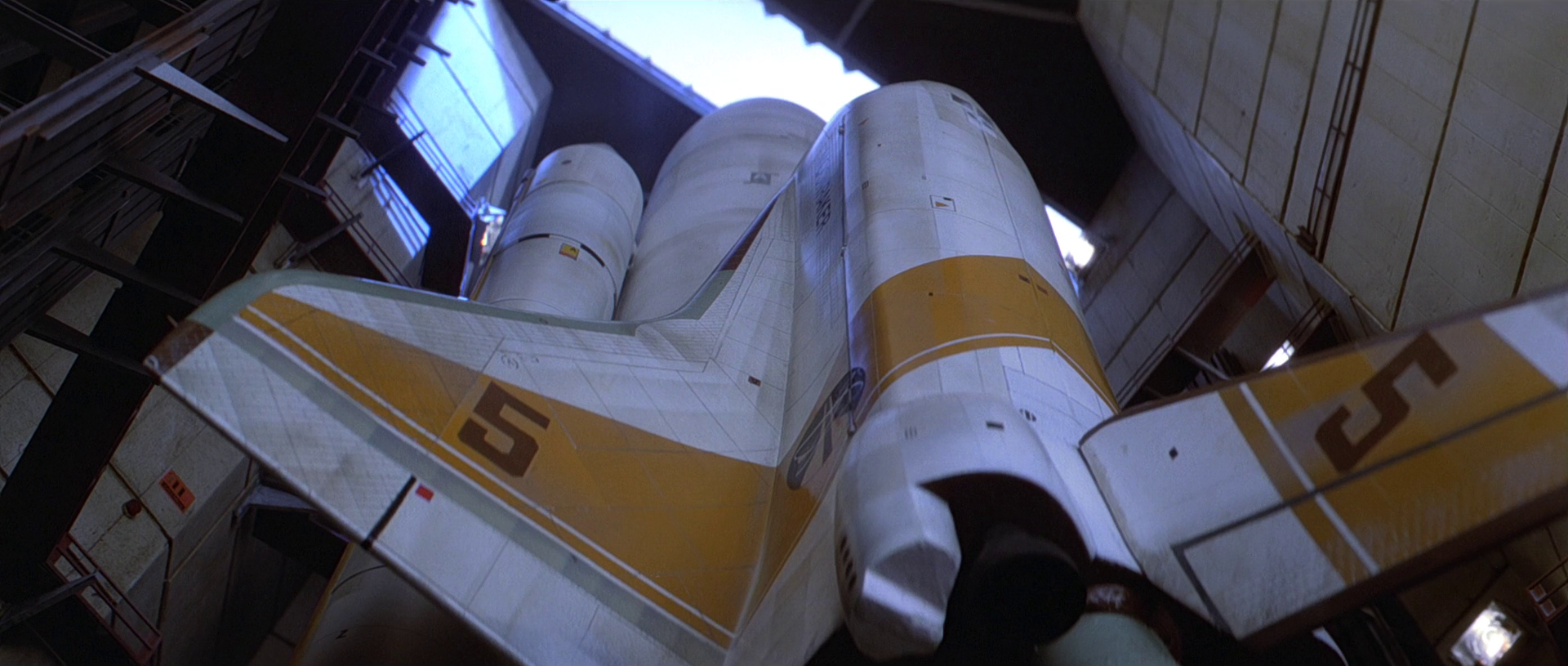 Moonraker (Space Shuttle) | James Bond Wiki | FANDOM ...