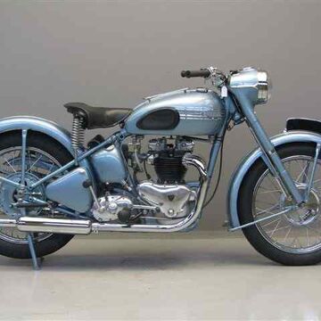 650 Cc Triumph Thunderbird Motorbike James Bond Wiki Fandom