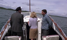 James Bond, Tatiana et Rhoda dans le bateau