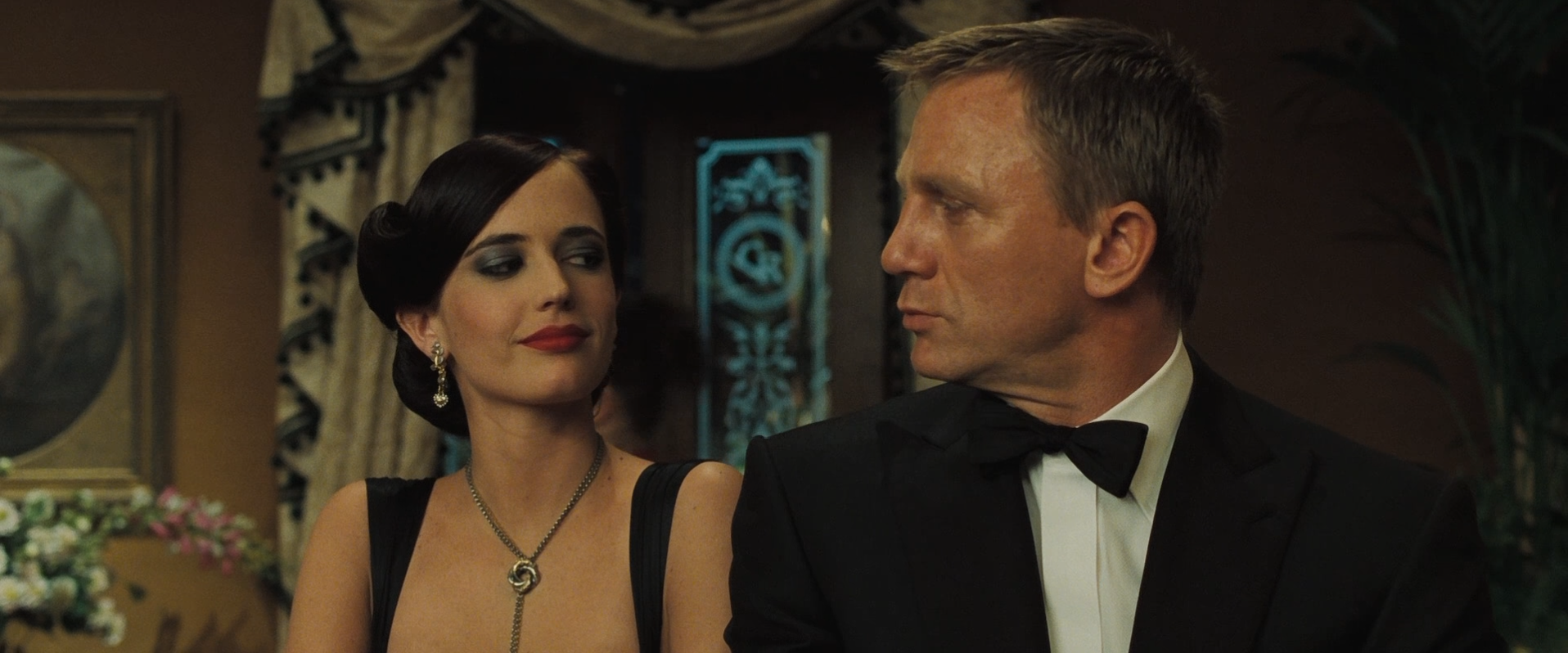what does vesper mean in casino royale
