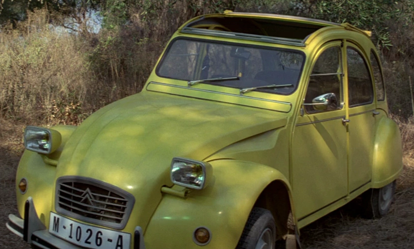 citroen 2cv james bond 007