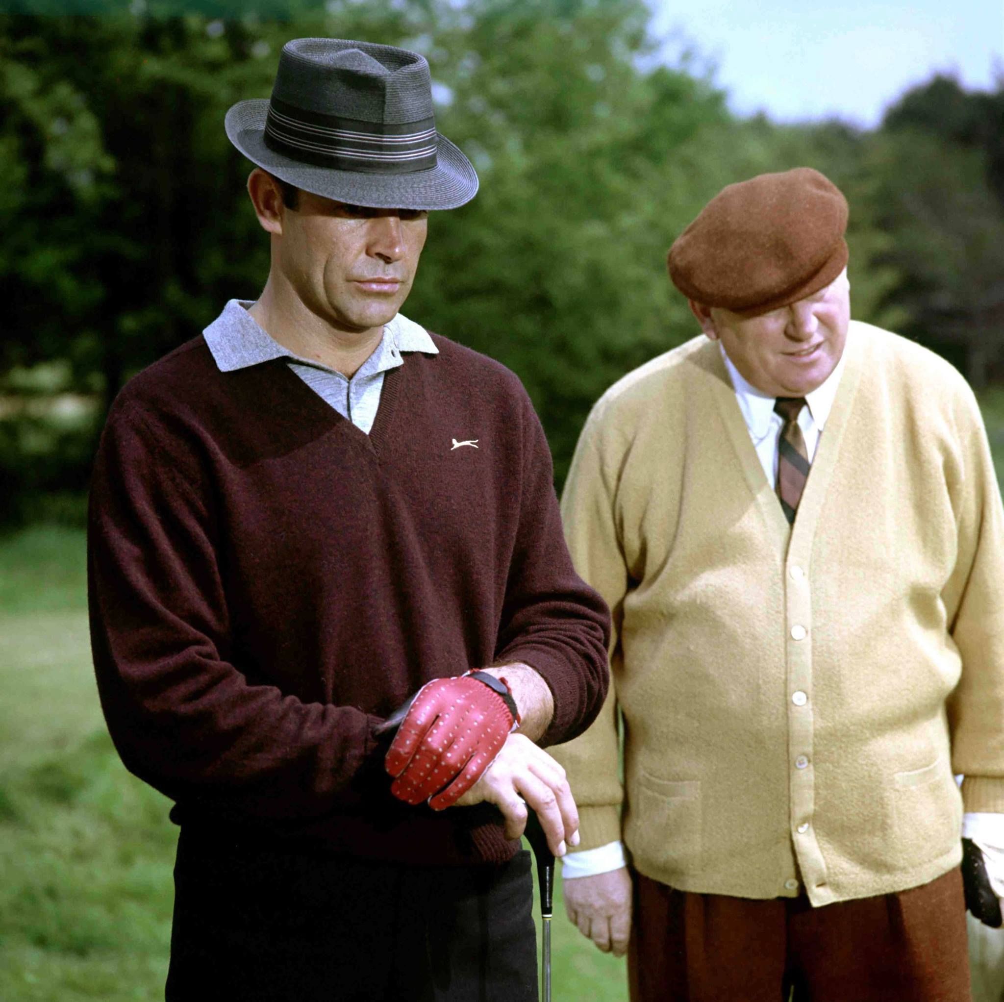 Image JamesBondGoldfinger1964golfscenewithSeanConneryand