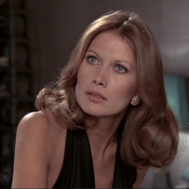 Andrea Anders | 007 Fanon Wiki | FANDOM powered by Wikia