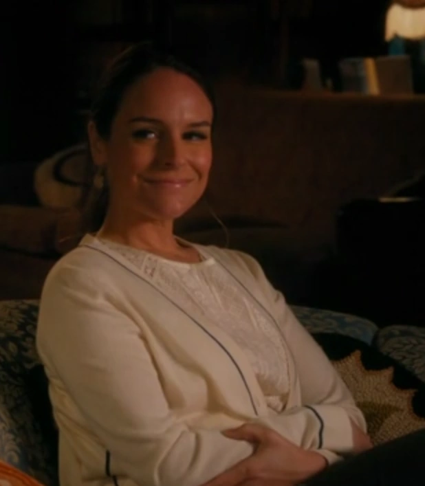 Luisa Alver Jane the Virgin Wiki FANDOM powered by Wikia