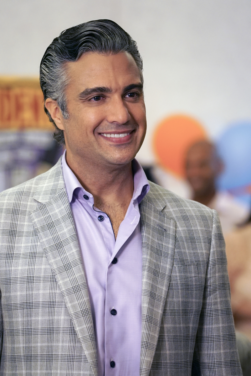 rogelio-de-la-vega-jane-the-virgin-wiki-fandom