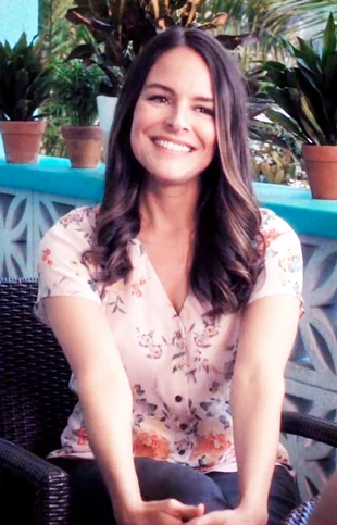 Luisa Alver | Jane the Virgin Wiki | FANDOM powered by Wikia