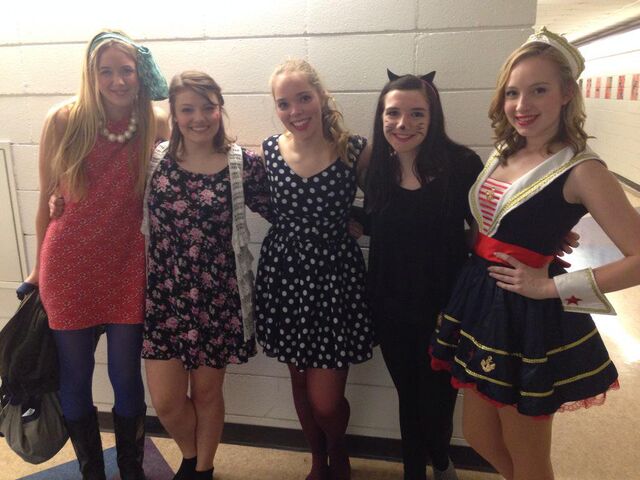File:Halloween Party Girls.jpg