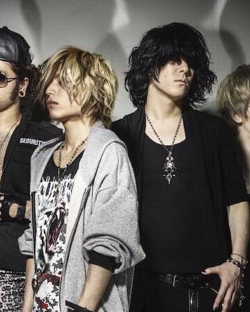 The Bassist Of Fear And Loathing In Las Visual Kei J Rock News Facebook