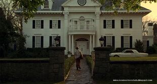 jumanji house parrish 1995 mansion movie exterior hampshire tv filmed where living wikia jungle scenes were 1969 choose board wiki