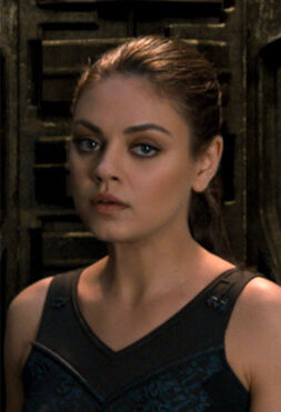 Jupiter Jones Jupiter Ascending Wiki Fandom