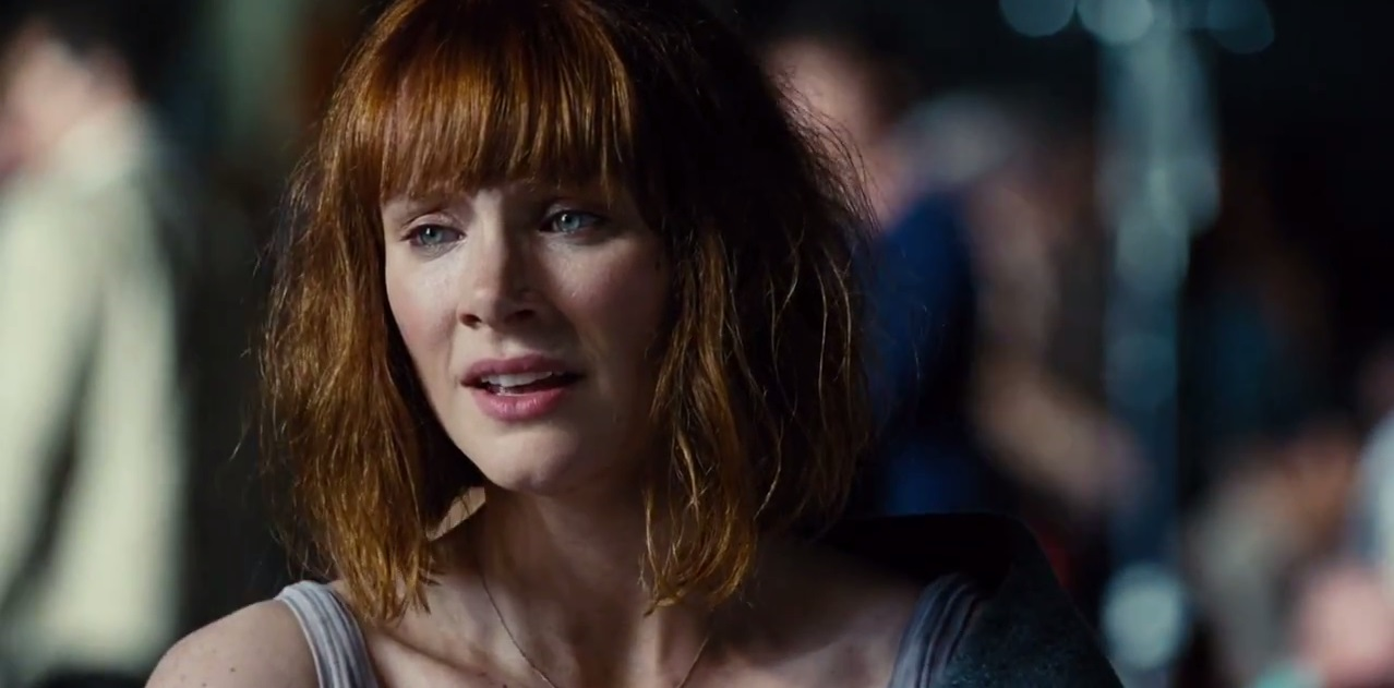 jurassic world 2 claire actress image claire evacuation 2 png jurassic park wiki jurassic world 2 claire actress image claire evacuation 2 png jurassic park wiki