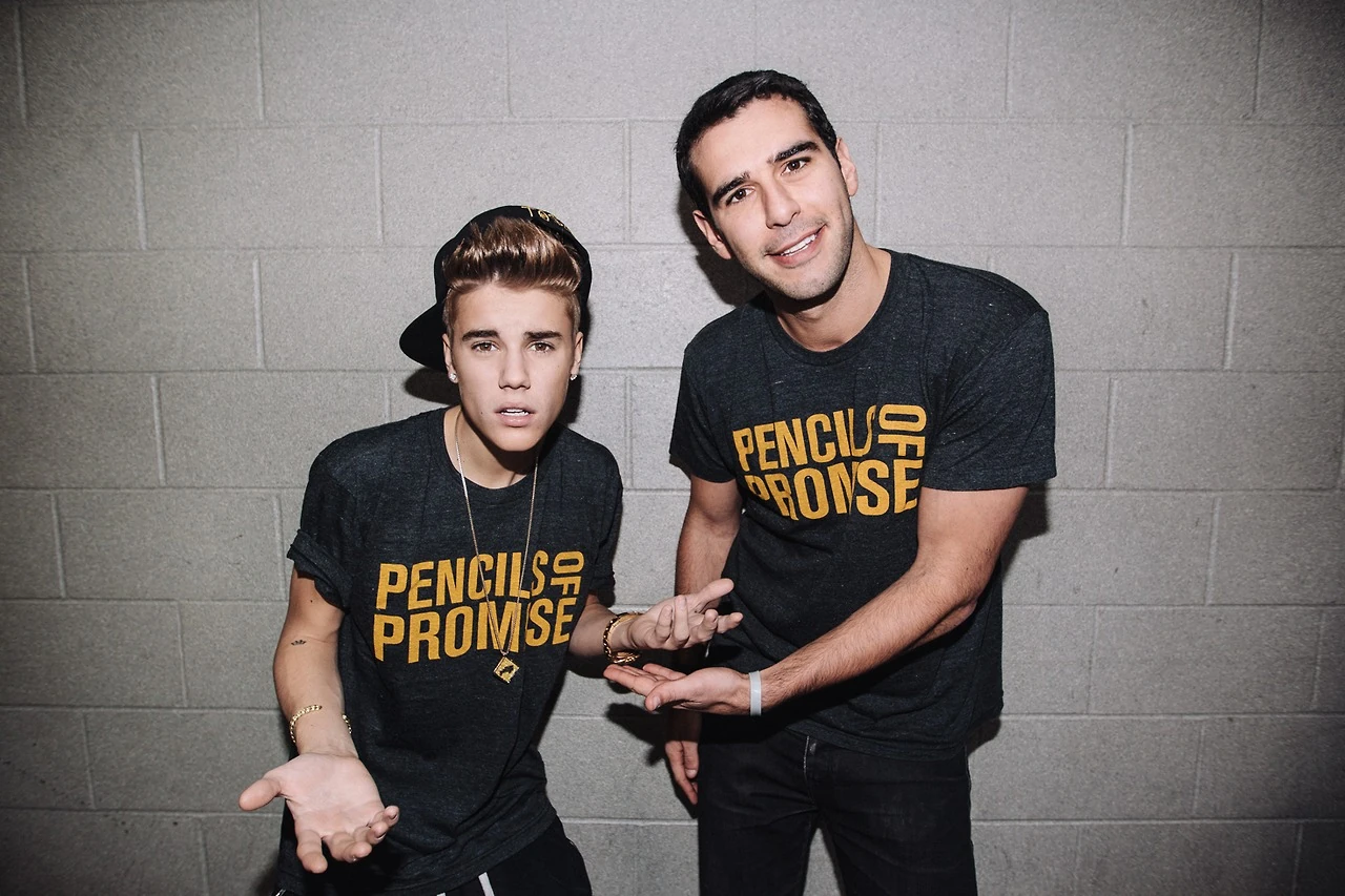 Image Justin Bieber and Adam Braun for Pencils of Promise.jpg