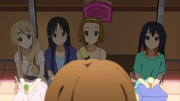 Reaction to yui's statement that they can go anywhere