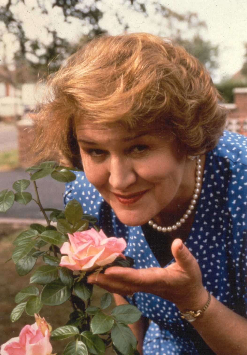 Hyacinth Bucket | Keeping Up Appearances Wiki | Fandom