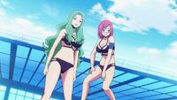 Midori tells Hikari to stop playing around