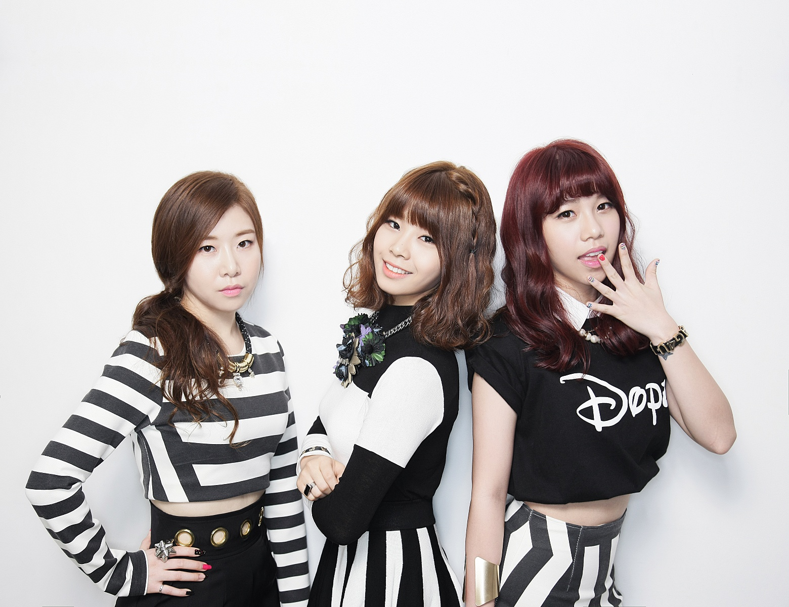 New members of Piggy Dolls replace old members