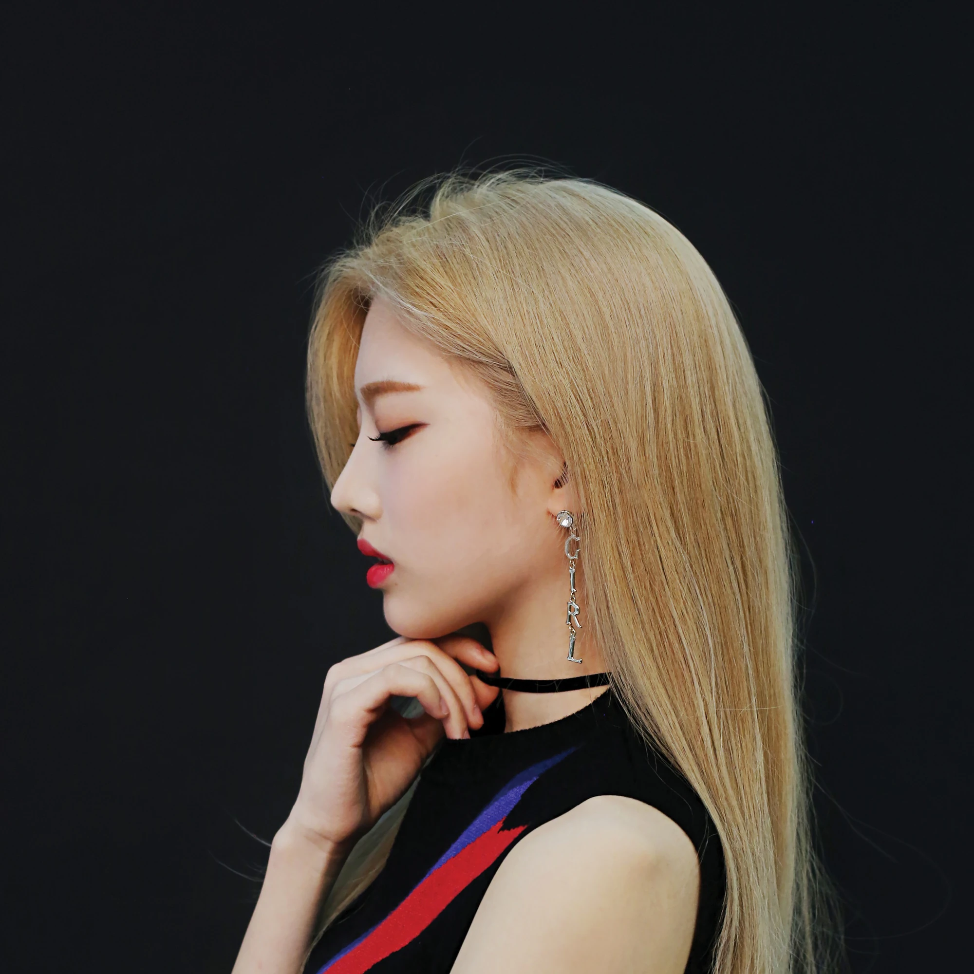 Image - LOONA Kim Lip debut photo 3.png | Kpop Wiki | FANDOM powered by