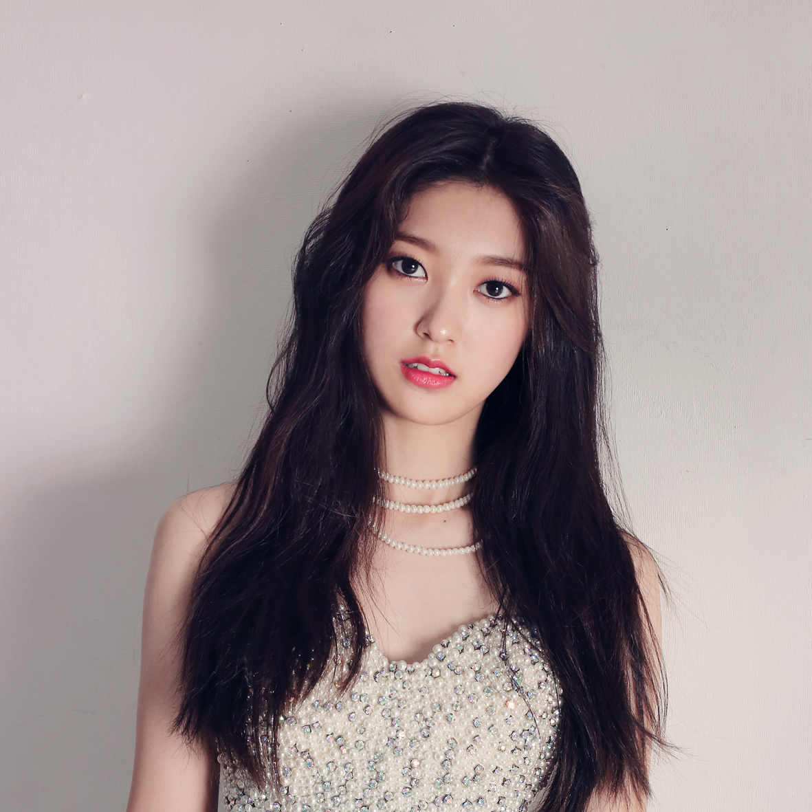 Image - LOONA Choerry debut photo 3.png | Kpop Wiki | FANDOM powered by