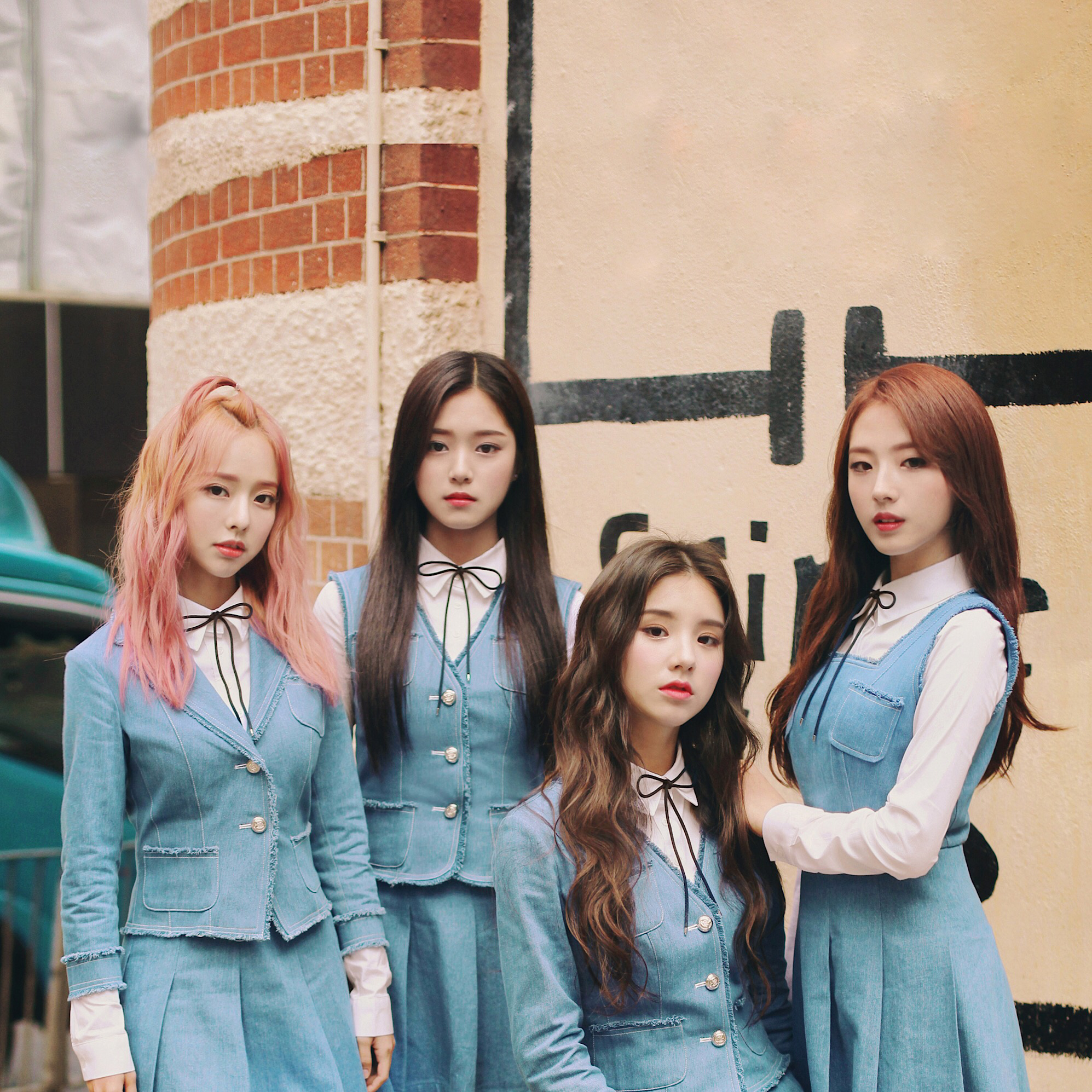 Image - LOONA 1-3 group debut promotional photo.PNG | Kpop Wiki ...