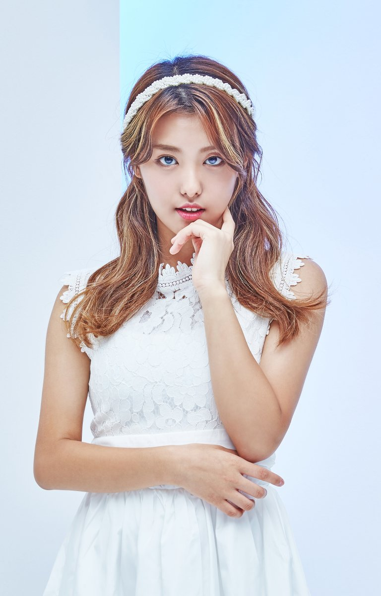 Image - Momoland AhIn debut photo.png | Kpop Wiki | FANDOM powered by Wikia