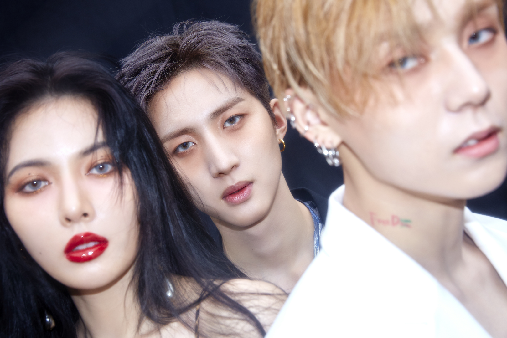 everglow-kpop-wiki-fandom