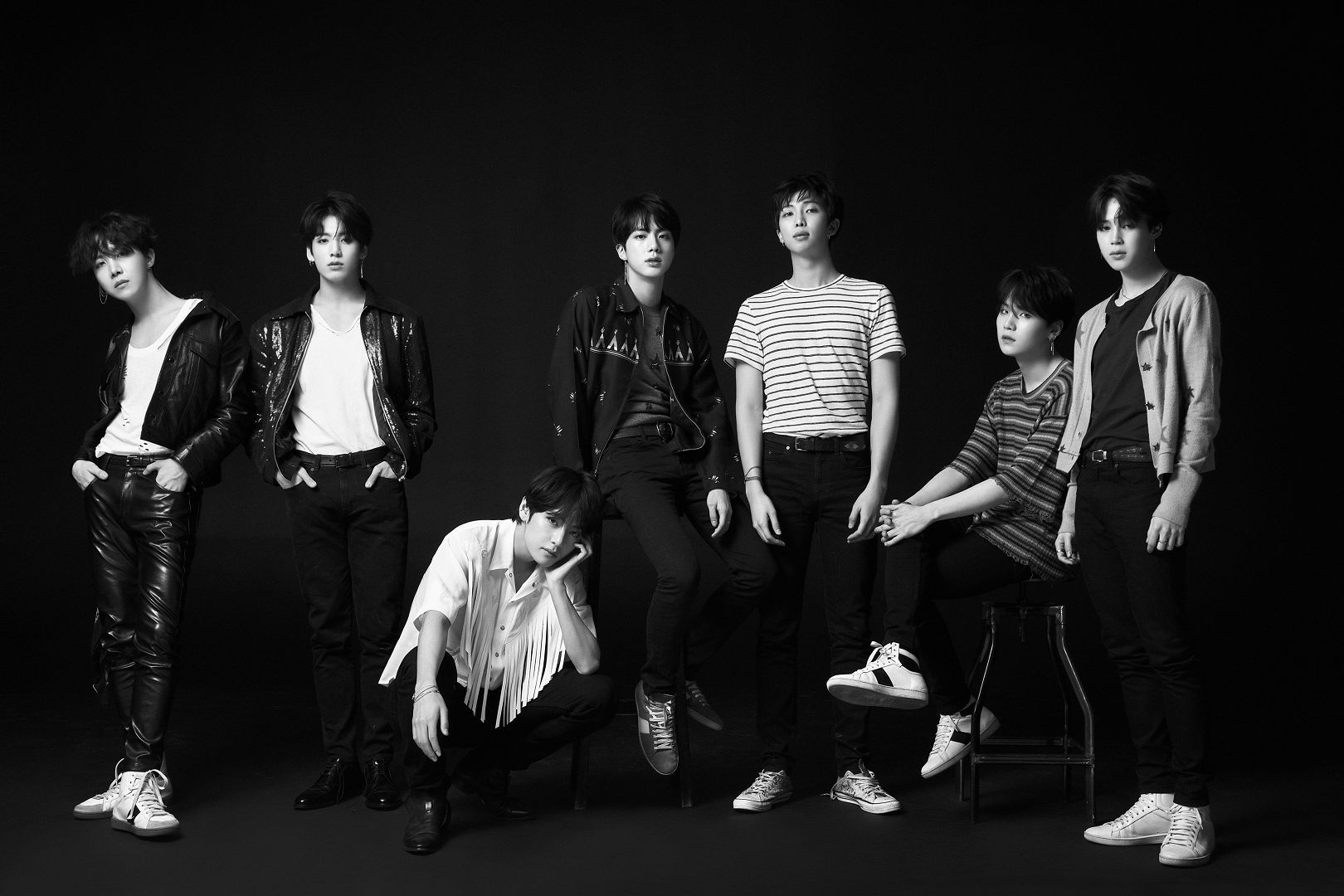 Image BTS Love Yourself Tear group concept photo O