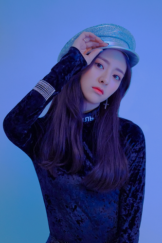 yuna itzy ile ilgili görsel sonucu