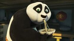 Po comiendo