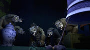 Lin-kuei-stealing-crowns