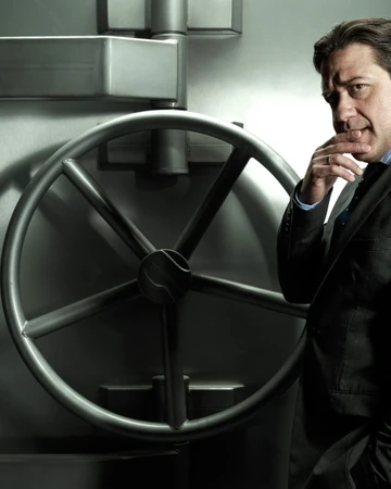 Arturo Román La Casa De Papel Wiki Fandom