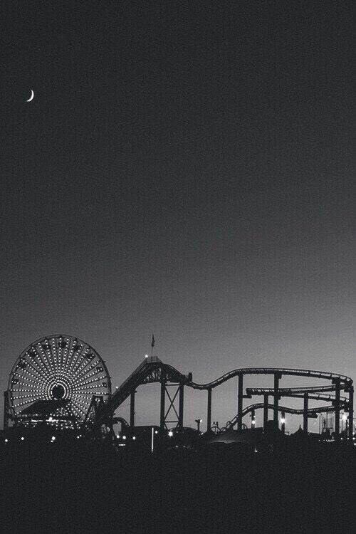 Iphone Lock Screen Wallpaper Tumblr Black And White Wallpaper