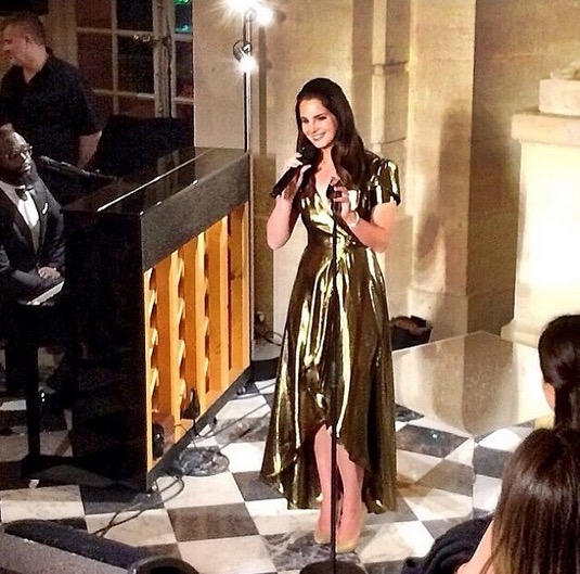 Image KimKardashianKanyeWestweddingInstagramLanaDelRey.jpg