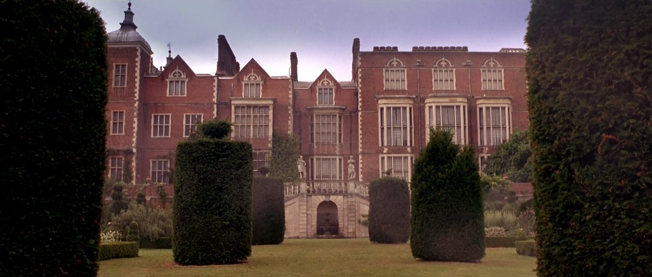 Image Croft Manor Movie 2.png Lara Croft Wiki FANDOM powered by Wikia