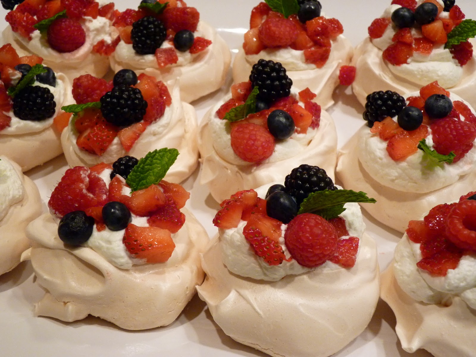 Mini Pavlovas - Rezepte Suchen