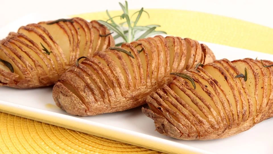 Hasselback Potatoes Laura In The Kitchen Wiki FANDOM Powered By Wikia