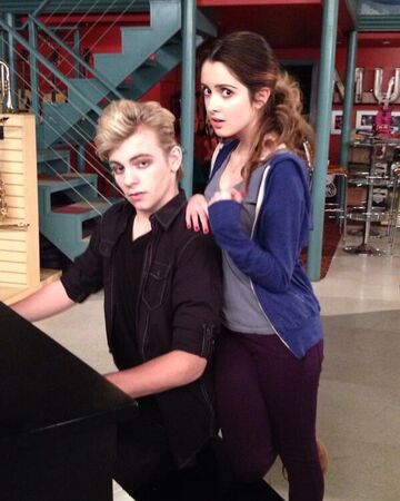 Ross Lynch Laura Marano Wiki Fandom