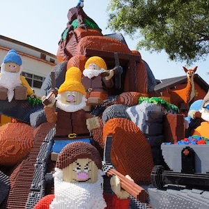 lego store downtown disney