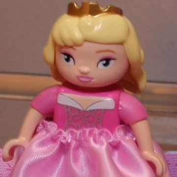 duplo sleeping beauty